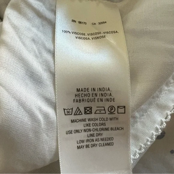 Anthropologie Maeve Daisy Embroidered Mini Skirt. - Picture 3 of 5